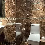 Dans Le Quartier Luxe *