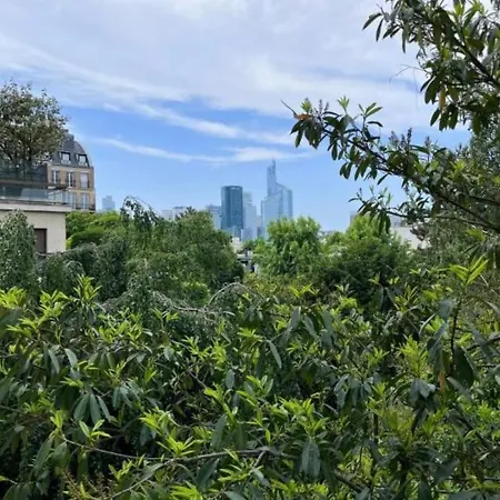 Dans Le Quartier Luxe * 뇌이이쉬르세느