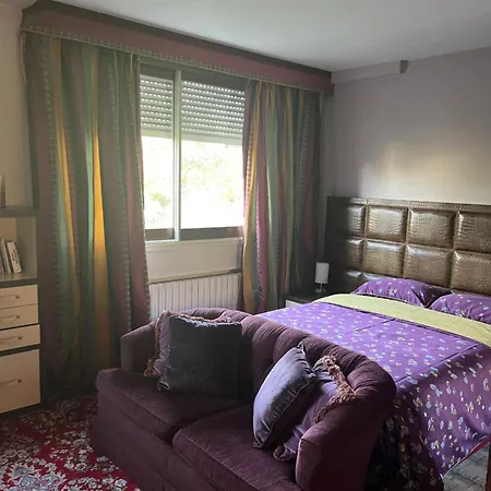 Dans Le Quartier Luxe