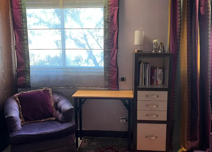 Dans Le Quartier Luxe Neuilly-sur-Seine