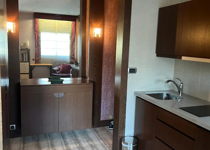 Dans Le Quartier Luxe